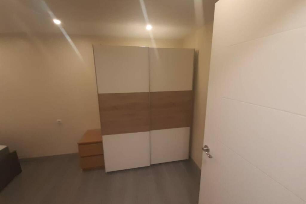 Modern Huge Appartement, Just 100 M From The Beach Санта Пола Екстериор снимка