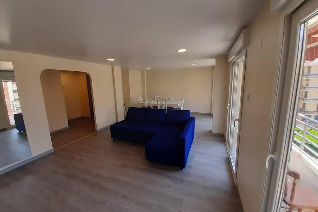 Modern Huge Appartement, Just 100 M From The Beach Санта Пола Екстериор снимка